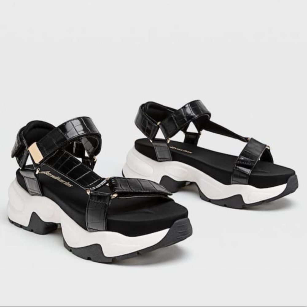 chunky shoes sandals with embossing